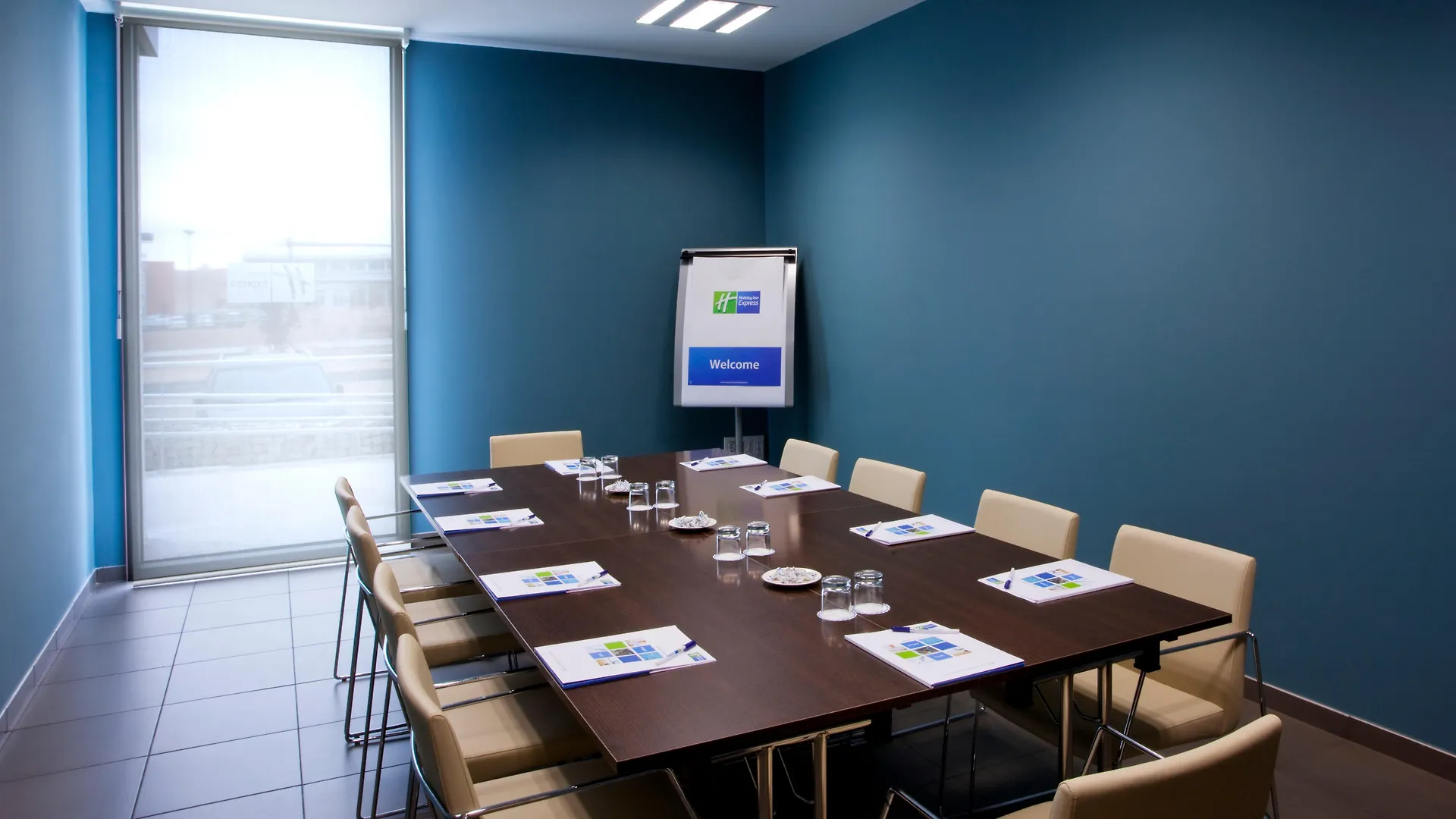Hotell Holiday Inn Express Vitoria By Ihg
