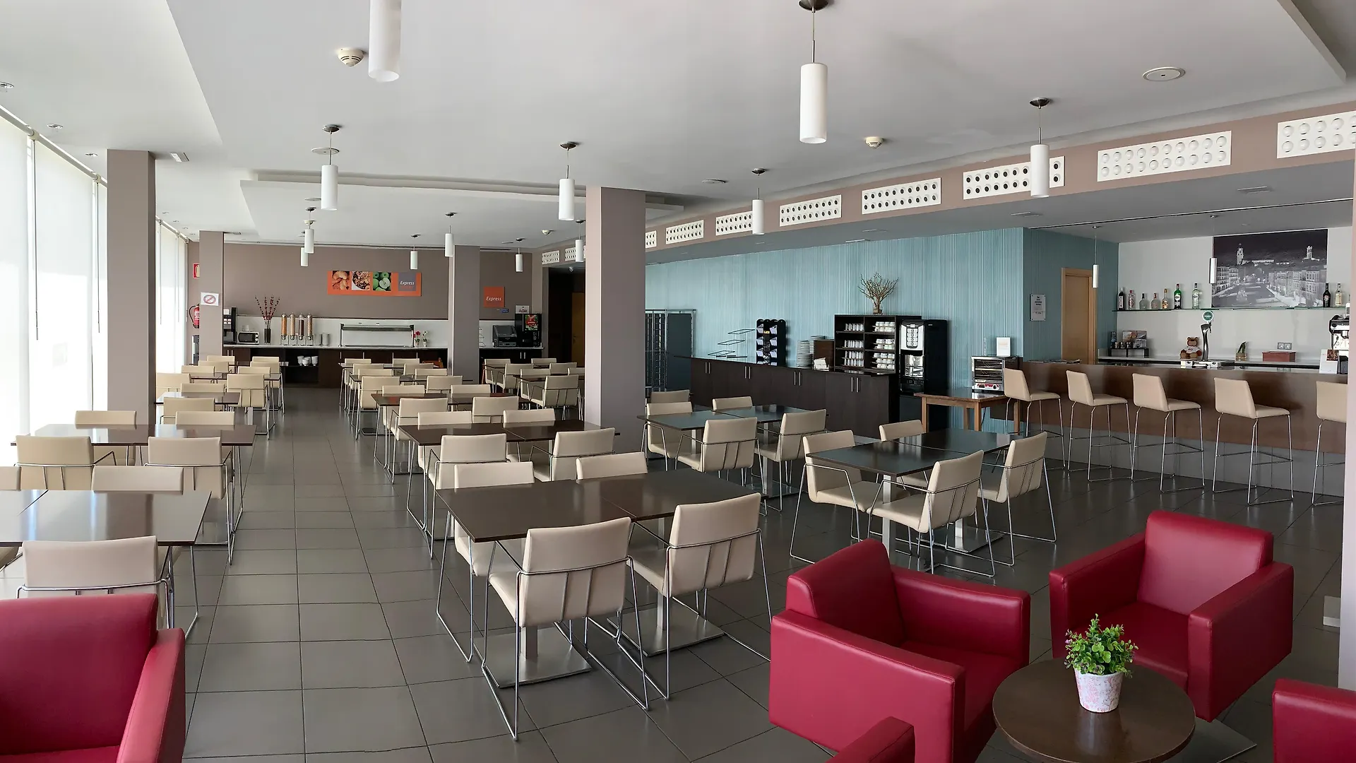 Holiday Inn Express Vitoria By Ihg Spain