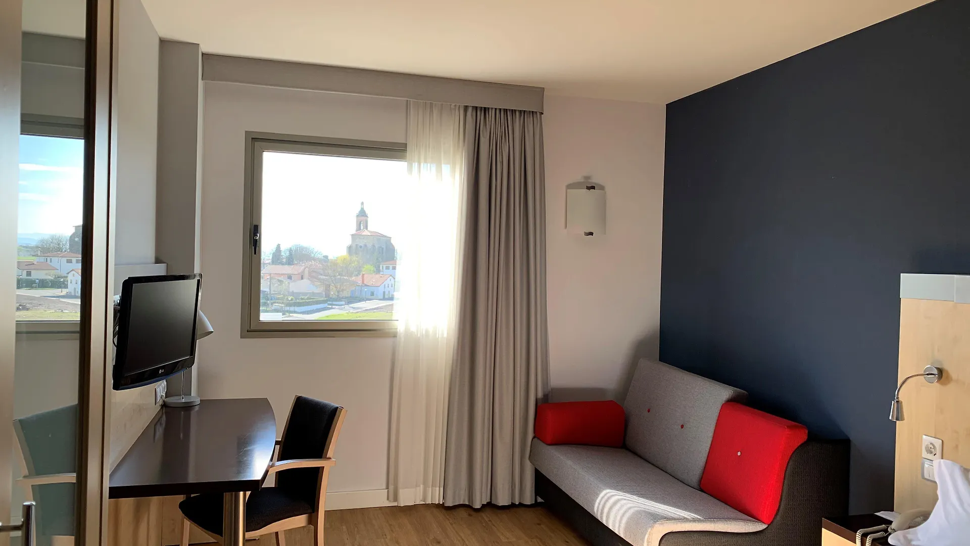 Holiday Inn Express Vitoria By Ihg Hotel Vitoria-Gasteiz