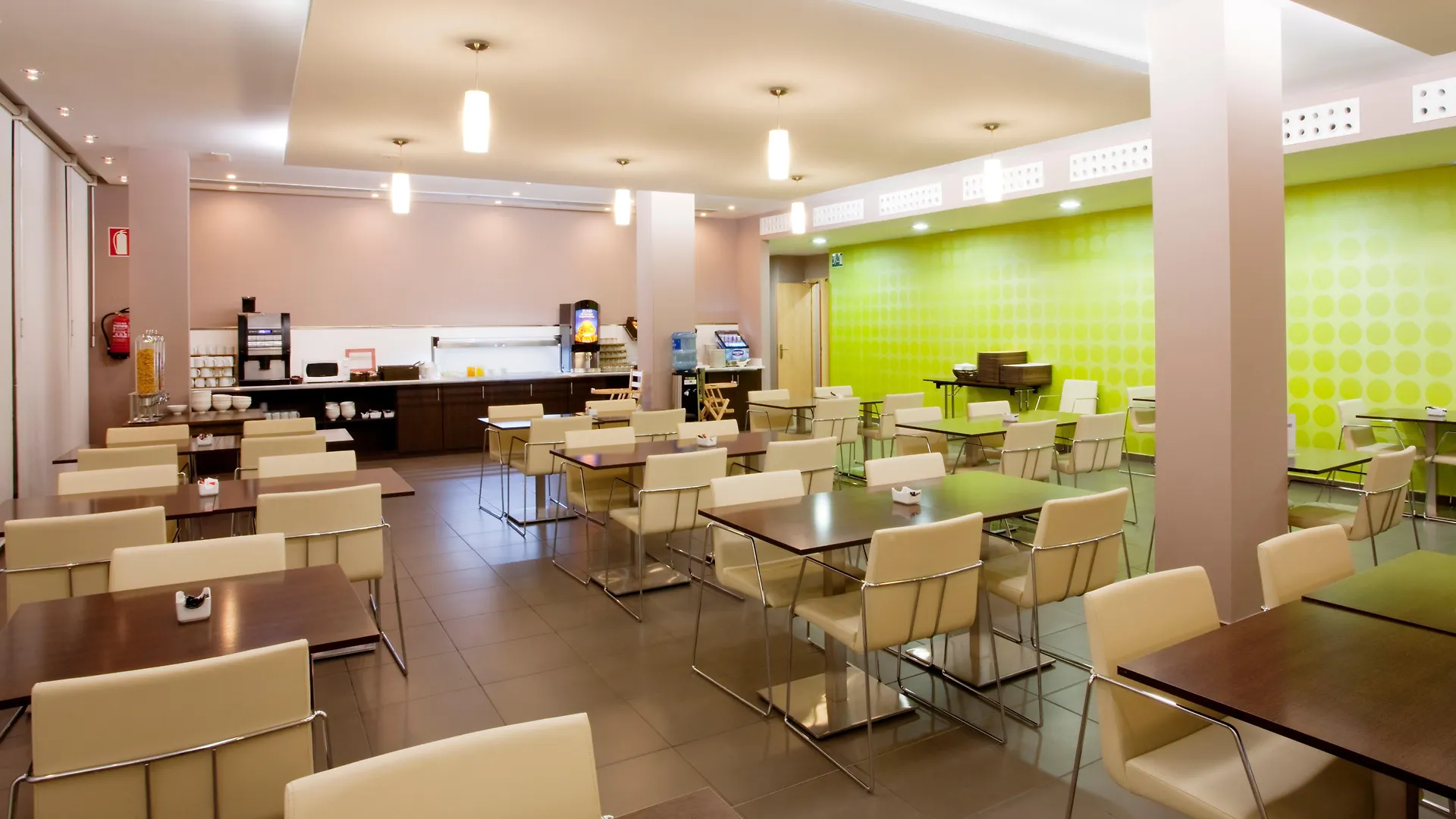 Holiday Inn Express Vitoria By Ihg 3*, Vitoria-Gasteiz