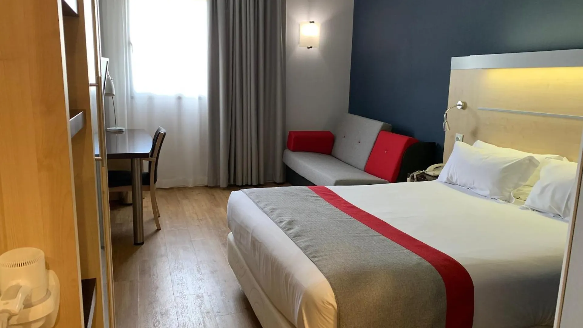 Holiday Inn Express Vitoria By Ihg Vitoria-Gasteiz